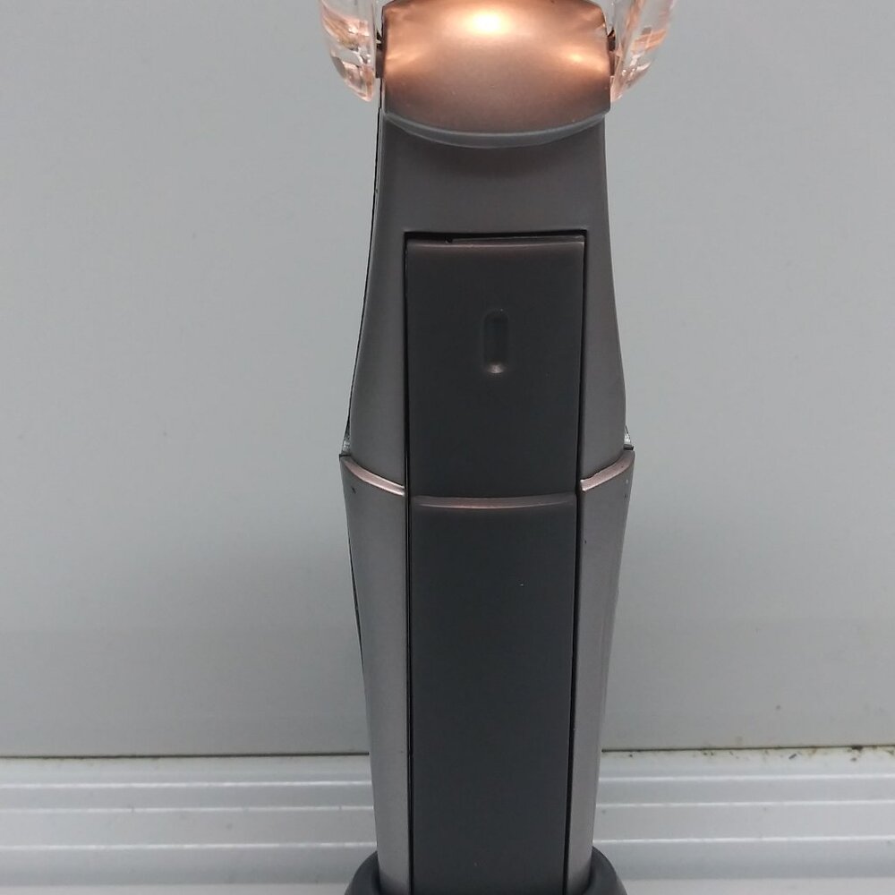 High-Tech Book Light with Stand - Picture 6 of 9